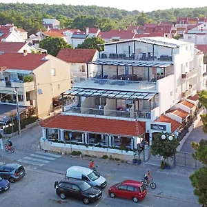 Hotell Delfin ***