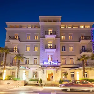Hotell Galeb ***